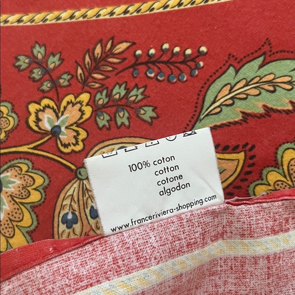 French Country Tablecloth - Picture 3 of 5